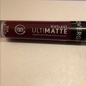 Covergirl outlast UltiMATTE liquid lipstick